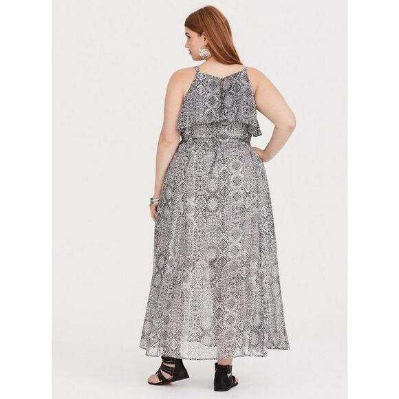 NWOT Torrid Black White Ikat High Deck Chiffon Maxi Dress Plus Size: 2X (18/20) - Picture 3 of 8